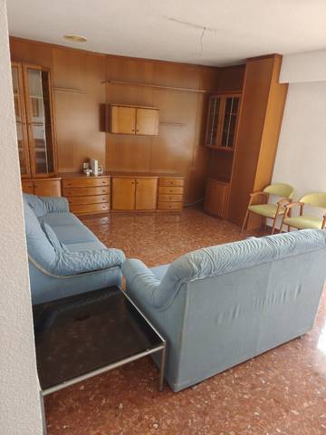 Piso en Alquiler en Camí Vell de Xirivella, 68 en Juzgados
