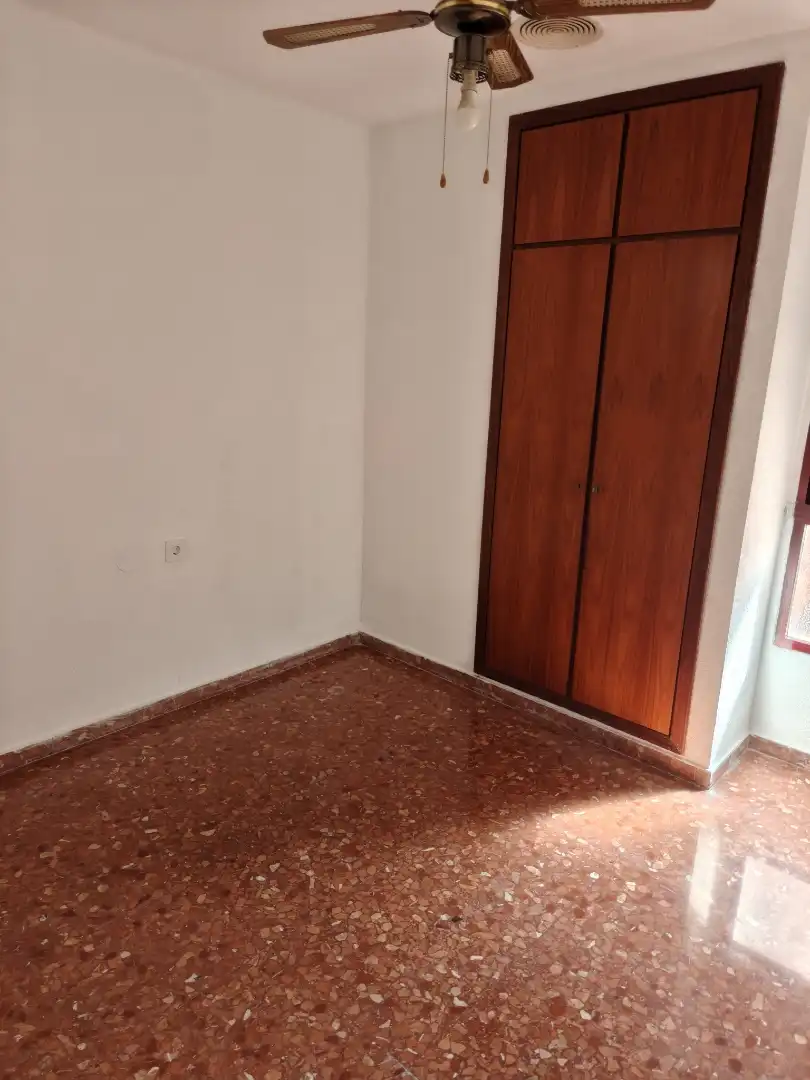Piso de alquiler en Camí Vell de Xirivella, 68, Juzgados Piso de alquiler en Mislata con Calefacción, Trastero y Amueblado