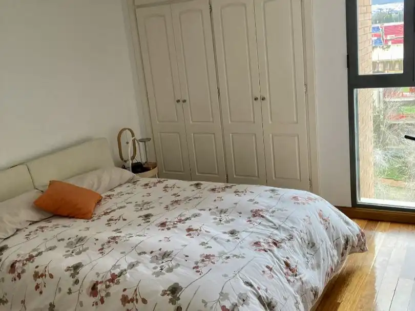 Wohnung zum Verkauf in Avenida Salvador Allende, 7, Barrio de Zaidín Schlafzimmer von Wohnung zum Verkauf in Granada mit Klimaanlage, Heizung und Parkett