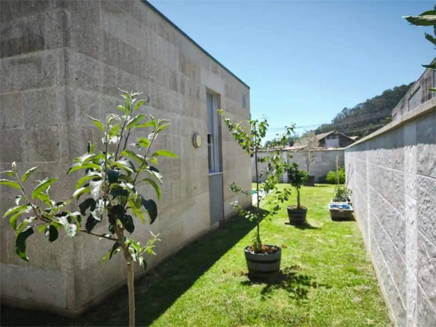 Casa o chalet en venta en Darbo Jardín de Casa o chalet en venta en Cangas con Calefacción, Jardín privado y Terraza