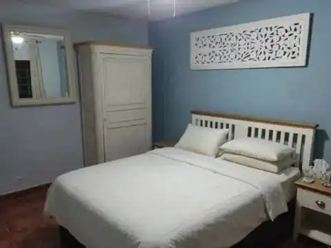 Piso en venta en Urbanización las Laderas, 13, El Tiemblo Habitación de Piso en venta en El Tiemblo con Aire acondicionado, Calefacción y Jardín privado