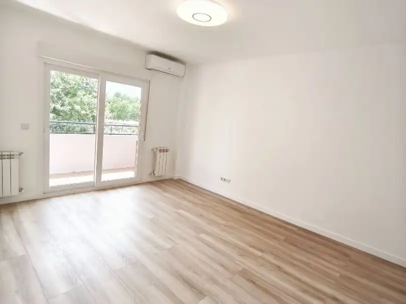 Piso en venta en Calle de la Huerta del Convento, 3, Casco histórico de Vicálvaro Terraza de Piso en venta en Madrid Capital con Aire acondicionado, Terraza y Balcón