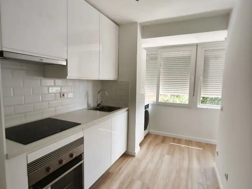 Piso en venta en Calle de la Huerta del Convento, 3, Casco histórico de Vicálvaro Cocina de Piso en venta en Madrid Capital con Aire acondicionado, Terraza y Balcón
