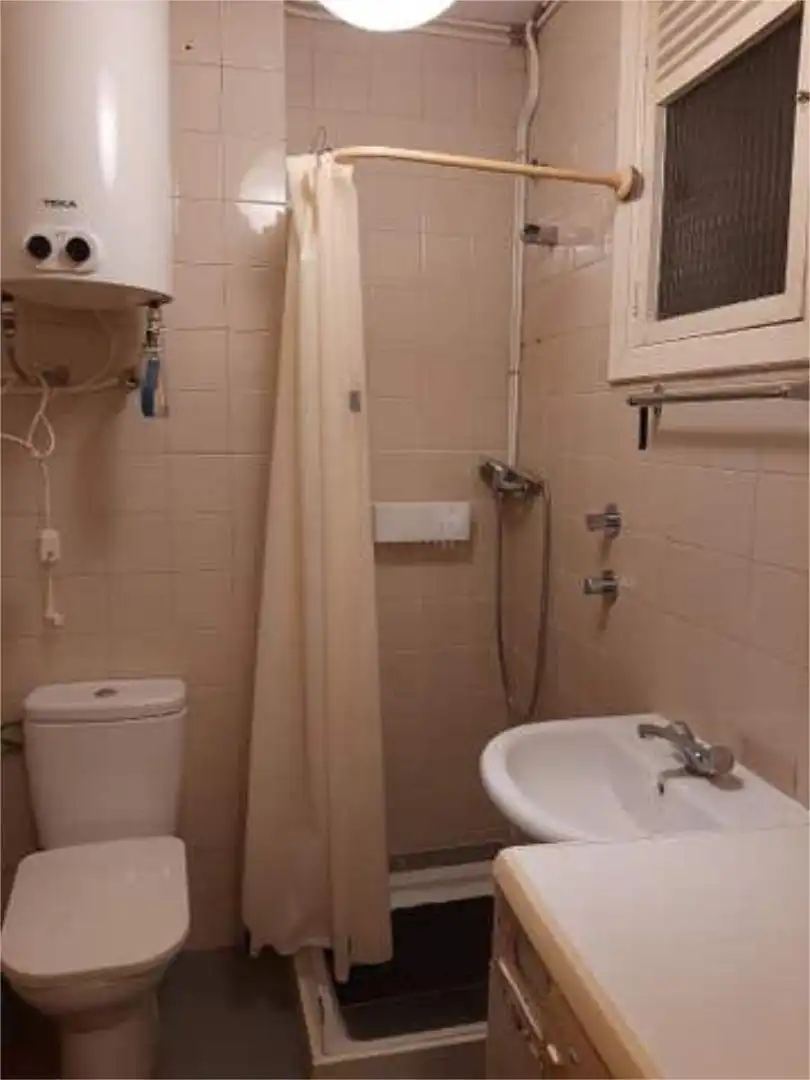Apartments for rent in Campus Norte - San Caetano Bathroom of Apartments for rent in Santiago de Compostela with Heating and Furnished