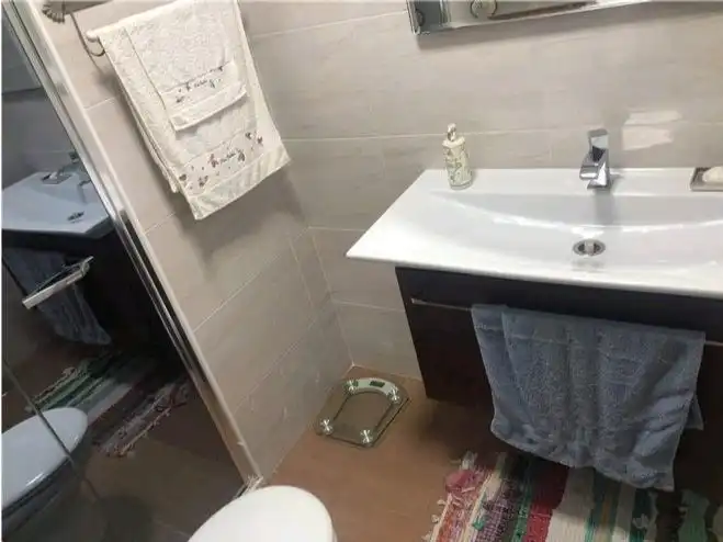 Piso en venta en Calle Atocha, 15, Villarrobledo Baño de Piso en venta en Villarrobledo con Aire acondicionado