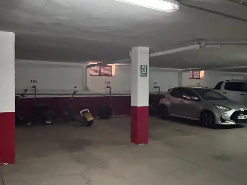 Apartamento en venta en Avenida Juan Carlos I, 5, El Médano Parking de Apartamento en venta en Granadilla de Abona con Piscina, Parking comunitario y Balcón