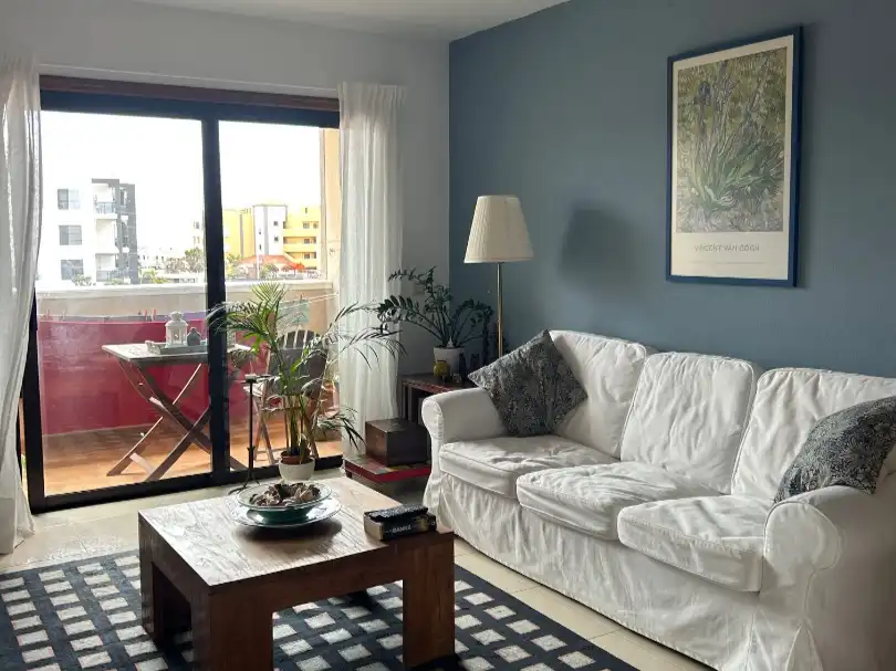 Apartamento en venta en Avenida Juan Carlos I, 5, El Médano Sala de estar de Apartamento en venta en Granadilla de Abona con Piscina, Parking comunitario y Balcón