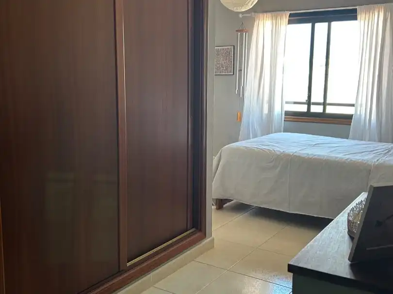 Apartamento en venta en Avenida Juan Carlos I, 5, El Médano Habitación de Apartamento en venta en Granadilla de Abona con Piscina, Parking comunitario y Balcón