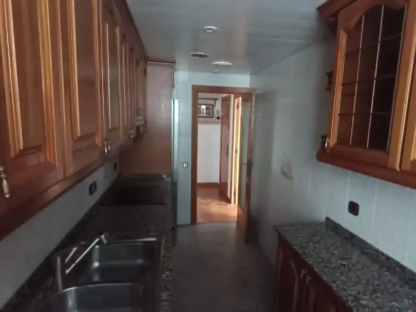 Flat for rent in Avinguda de Martí Pujol, 301, Centre Kitchen of Flat for rent in Badalona with Parquet flooring and Balcony