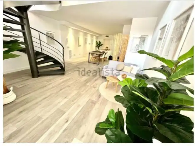 Dúplex en venta en Carrer Bellavista, 14, Centre Dúplex en venta en L'Hospitalet de Llobregat con Aire acondicionado y Terraza