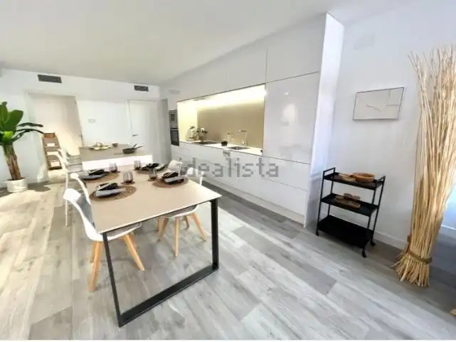 Dúplex en venta en Carrer Bellavista, 14, Centre Cocina de Dúplex en venta en L'Hospitalet de Llobregat con Aire acondicionado y Terraza