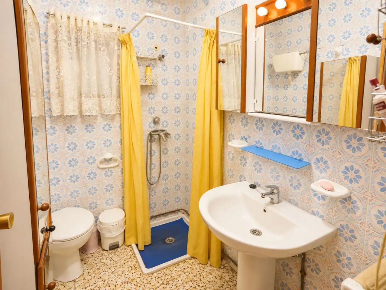 Piso en venta en Camino Carrascosa, 88, Argamasilla de Calatrava Baño de Piso en venta en Argamasilla de Calatrava con Aire acondicionado, Trastero y Piscina