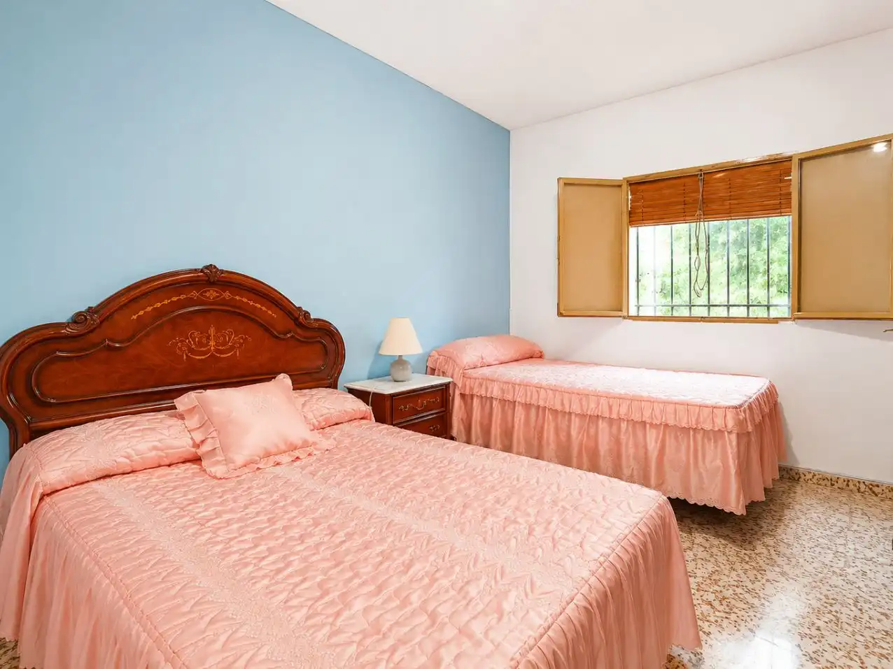 Piso en venta en Camino Carrascosa, 88, Argamasilla de Calatrava Habitación de Piso en venta en Argamasilla de Calatrava con Aire acondicionado, Trastero y Piscina