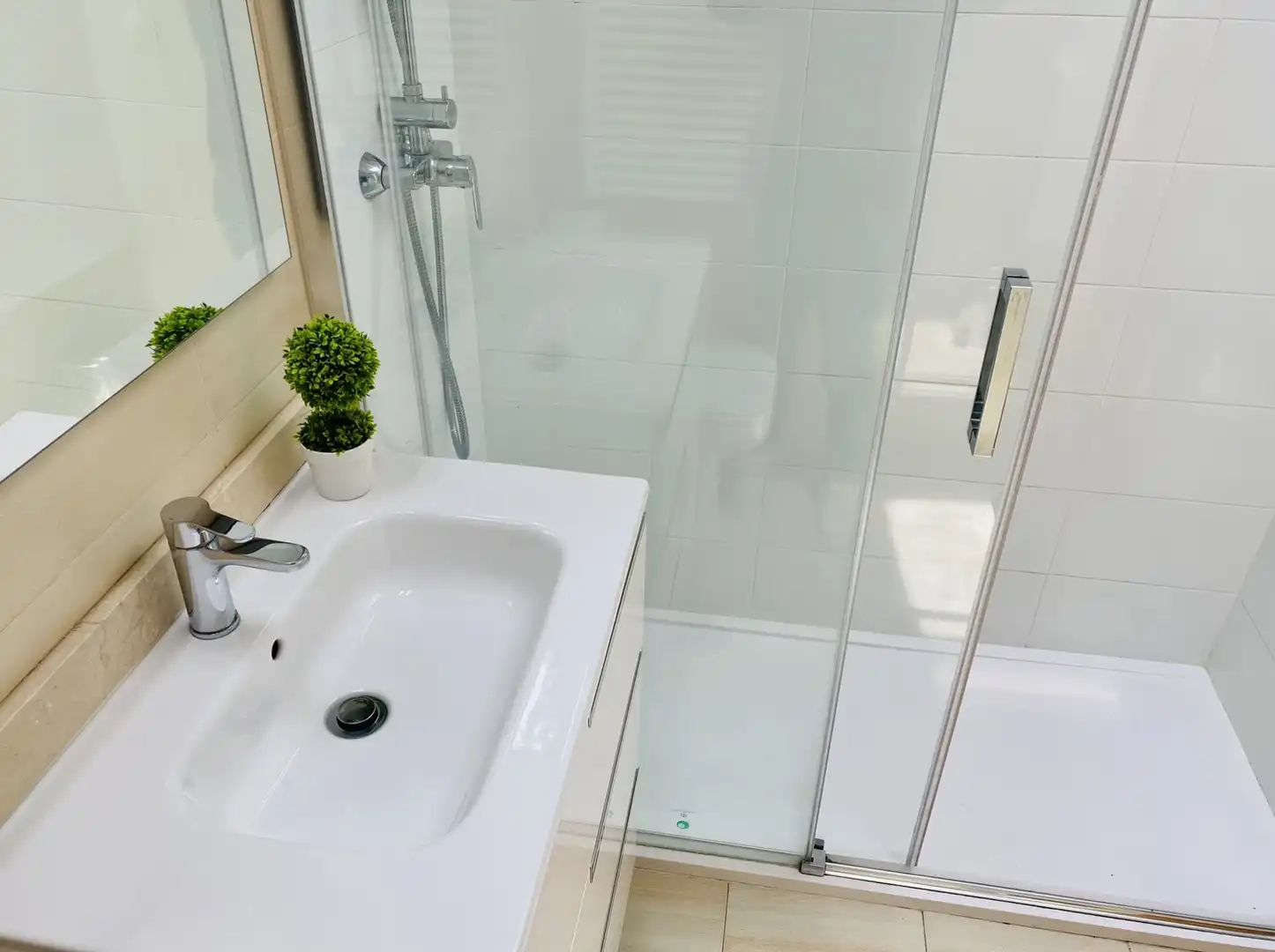 Piso de alquiler en Avenida de los Voluntarios, 123, Casa Amarilla Baño de Piso de alquiler en Galapagar con Calefacción, Parquet y Trastero