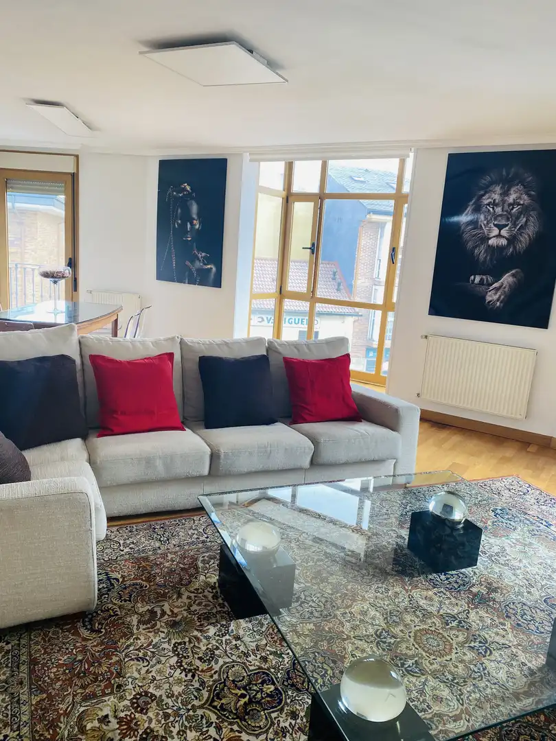 Piso de alquiler en Avenida de los Voluntarios, 123, Casa Amarilla Sala de estar de Piso de alquiler en Galapagar con Calefacción, Parquet y Trastero