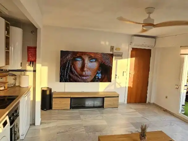 Wohnung zur Miete in Calle Noreña, 2, Playa Poniente Wohnzimmer von Wohnung zur Miete in Benidorm mit Klimaanlage, Terrasse und Schwimmbad