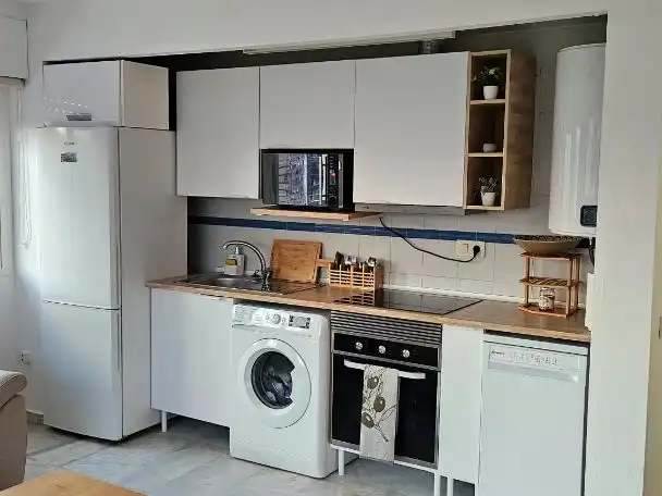 Wohnung zur Miete in Calle Noreña, 2, Playa Poniente Küche von Wohnung zur Miete in Benidorm mit Klimaanlage, Terrasse und Schwimmbad
