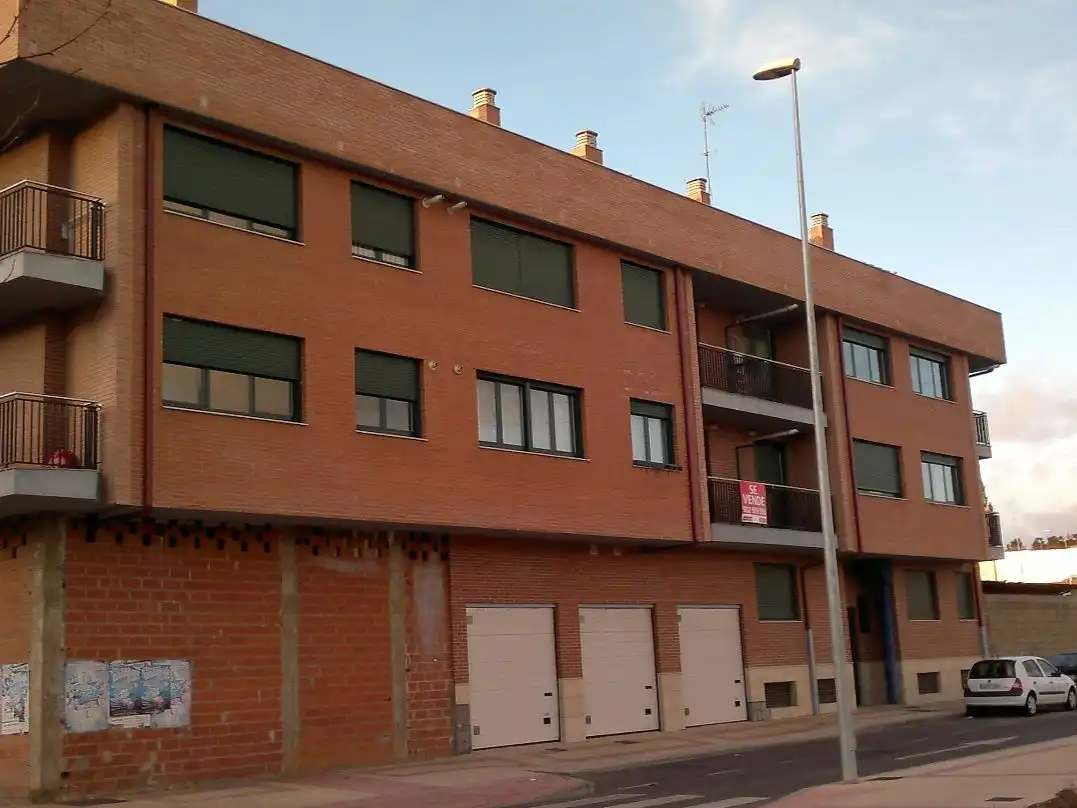 Apartament de lloguer a Calle Nazareth, 48, La Asunción - La Inmaculada Vista exterior de Apartament de lloguer en León Capital amb Balcó