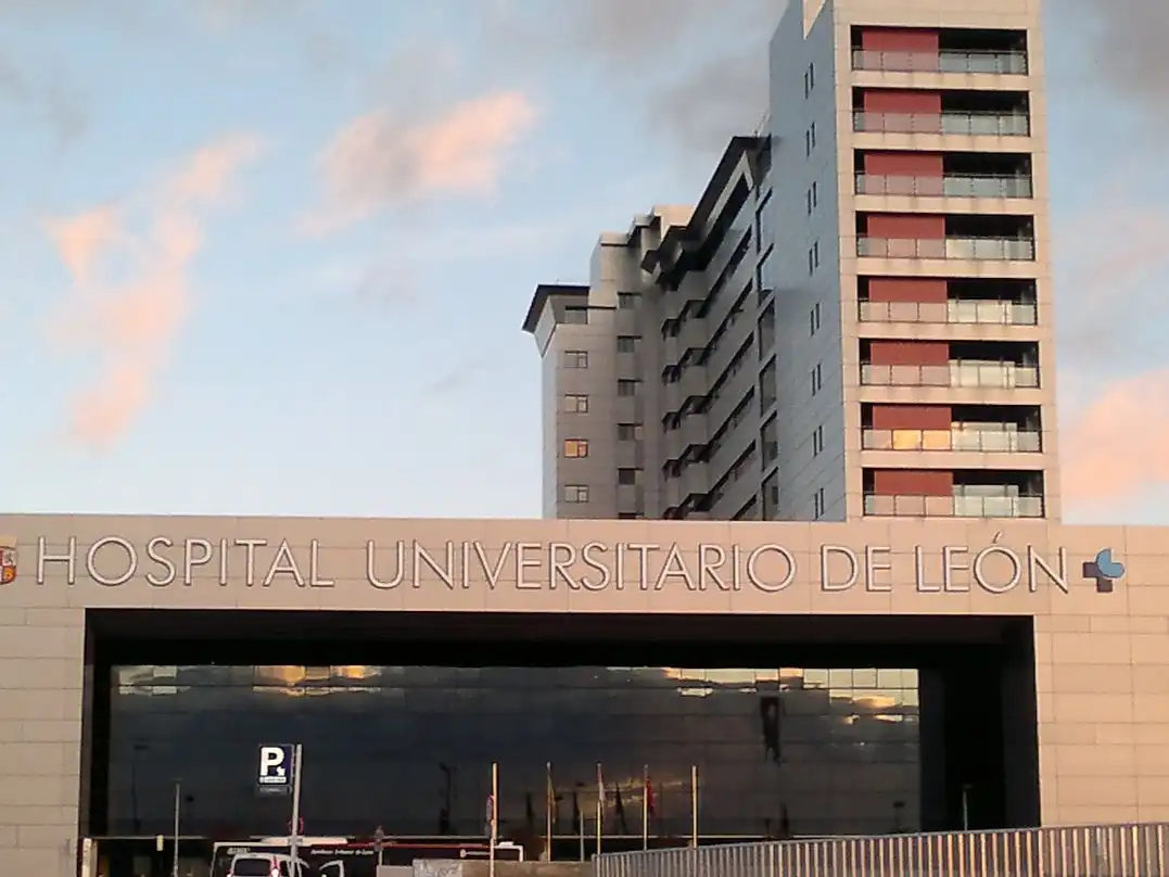 Apartament de lloguer a Calle Nazareth, 48, La Asunción - La Inmaculada Vista exterior de Apartament de lloguer en León Capital amb Balcó