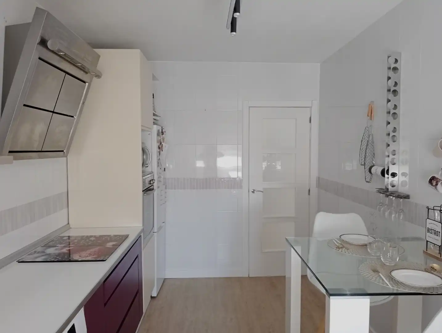 Casa adosada en venta en Calle Puerta de Hierro, 5030p, Cabanillas del Campo Cocina de Casa adosada en venta en Cabanillas del Campo con Aire acondicionado, Terraza y Piscina