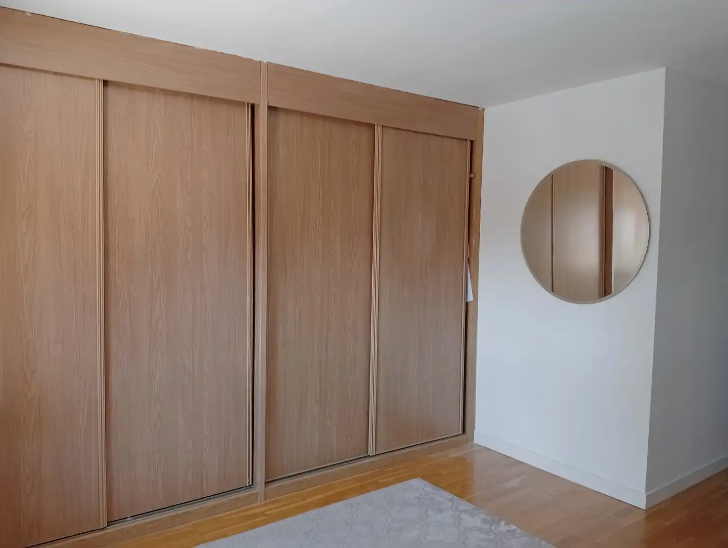 Casa adosada en venta en Calle Puerta de Hierro, 5030p, Cabanillas del Campo Habitación de Casa adosada en venta en Cabanillas del Campo con Aire acondicionado, Terraza y Piscina