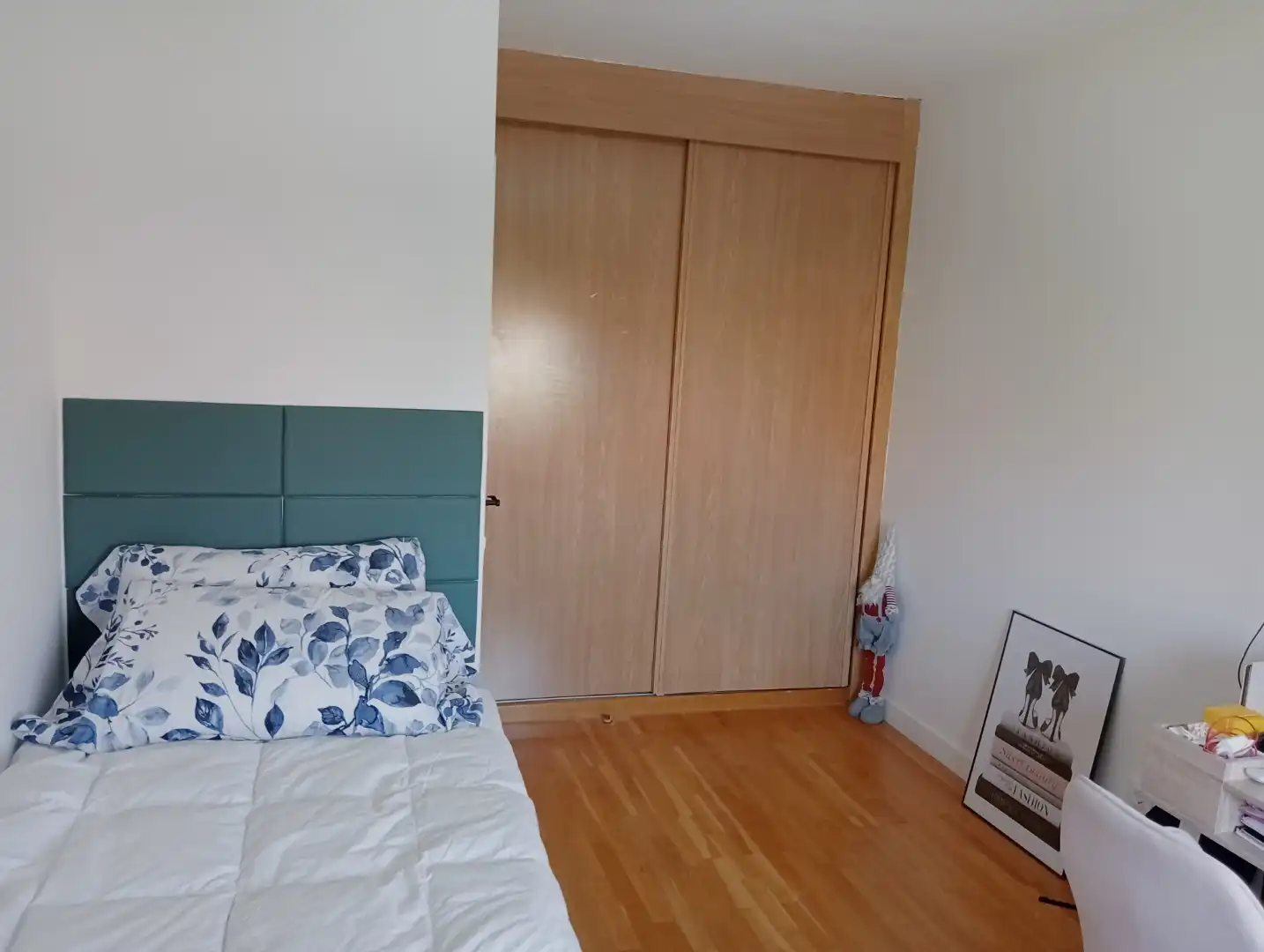 Casa adosada en venta en Calle Puerta de Hierro, 5030p, Cabanillas del Campo Habitación de Casa adosada en venta en Cabanillas del Campo con Aire acondicionado, Terraza y Piscina