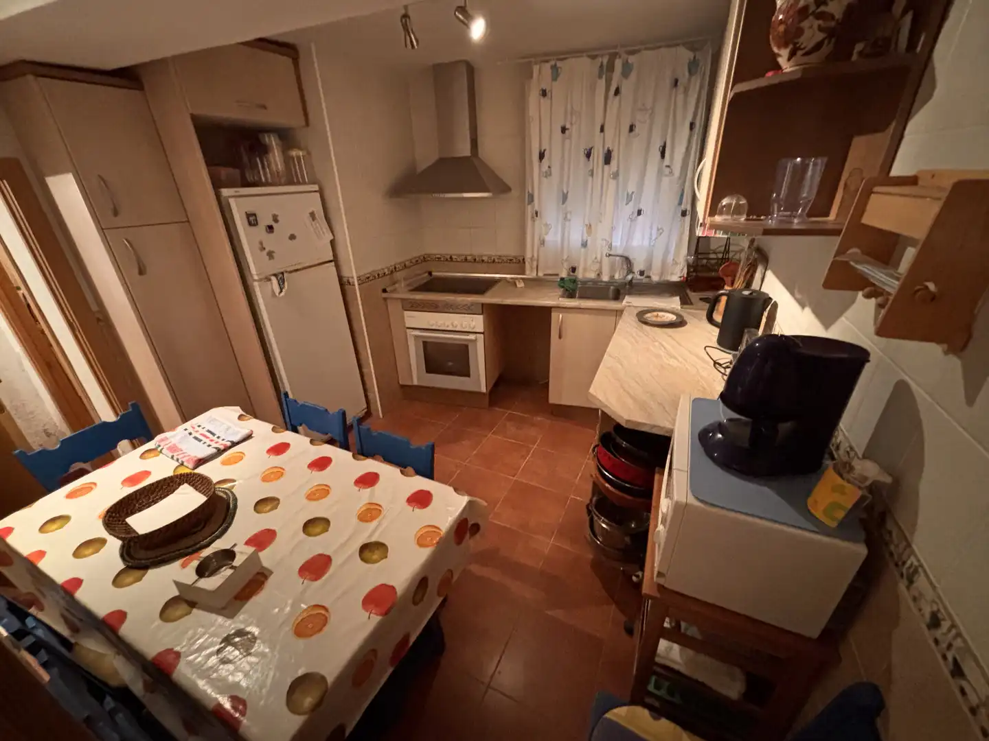 Detached homes for sale in Calle Queipo de Llano, 13, La Peraleja Kitchen of Detached homes for sale in La Peraleja with Terrace, Furnished and Balcony