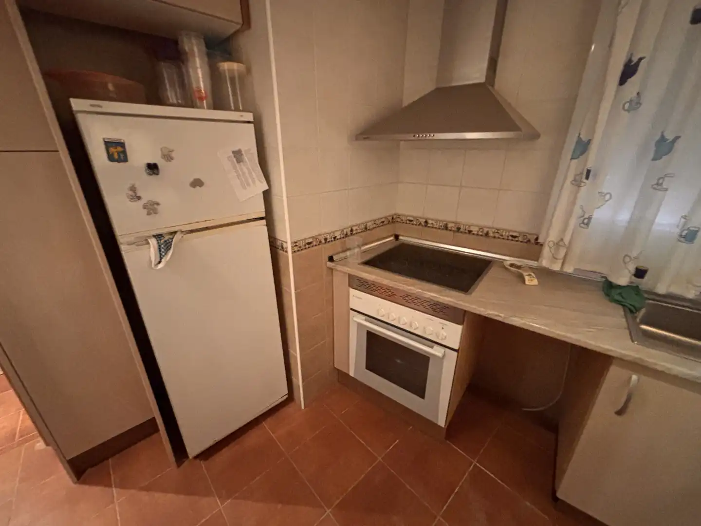 Detached homes for sale in Calle Queipo de Llano, 13, La Peraleja Kitchen of Detached homes for sale in La Peraleja with Terrace, Furnished and Balcony