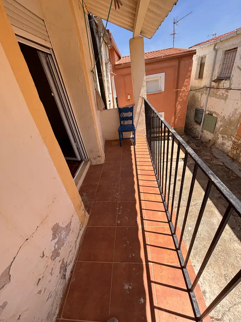 Detached homes for sale in Calle Queipo de Llano, 13, La Peraleja Balcony of Detached homes for sale in La Peraleja with Terrace, Furnished and Balcony