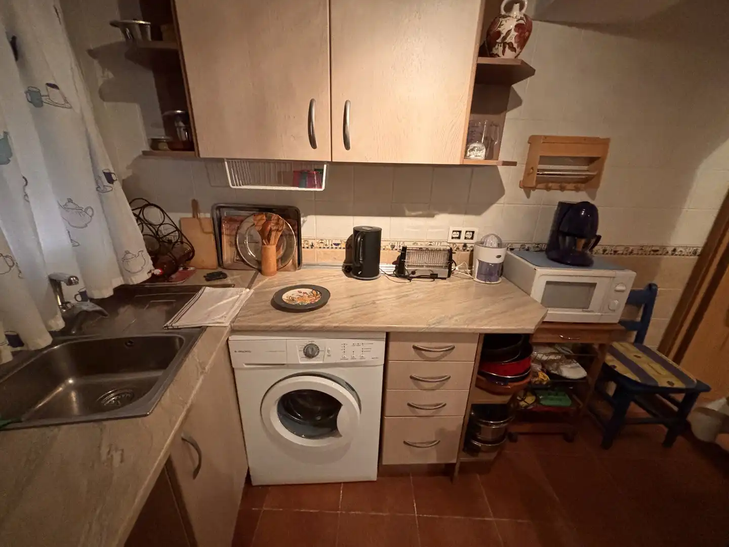 Detached homes for sale in Calle Queipo de Llano, 13, La Peraleja Kitchen of Detached homes for sale in La Peraleja with Terrace, Furnished and Balcony