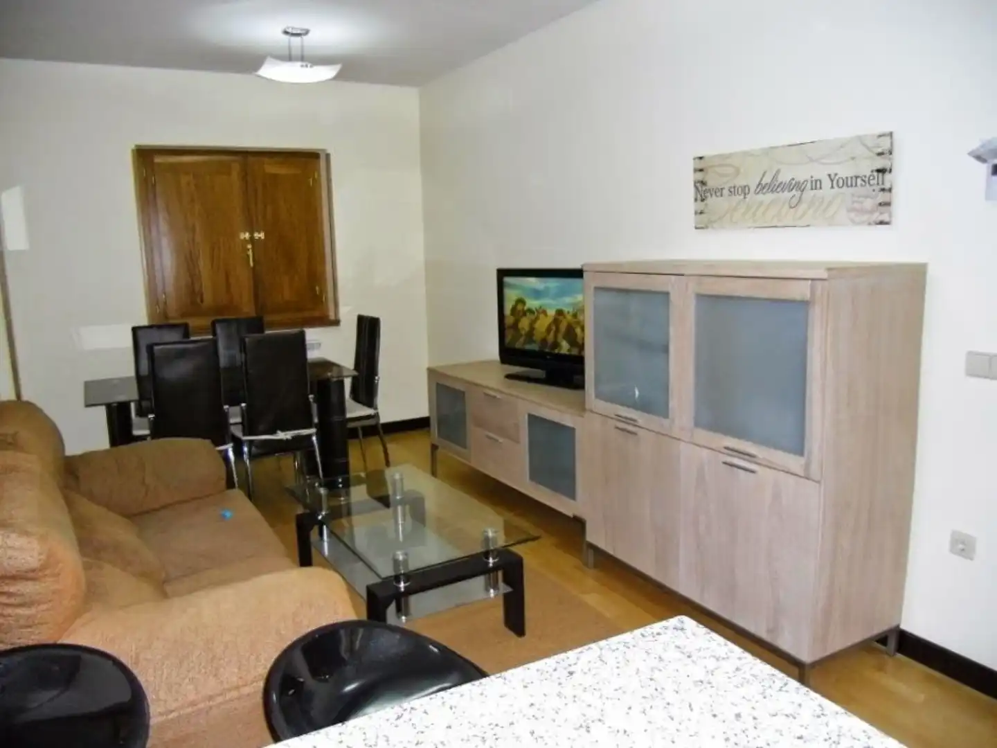 Flat for rent in Calle Joaquín Zahonero, 4, San Vicente - Las Úrsulas Living room of Flat for rent in Salamanca with Heating, Parquet flooring and Furnished