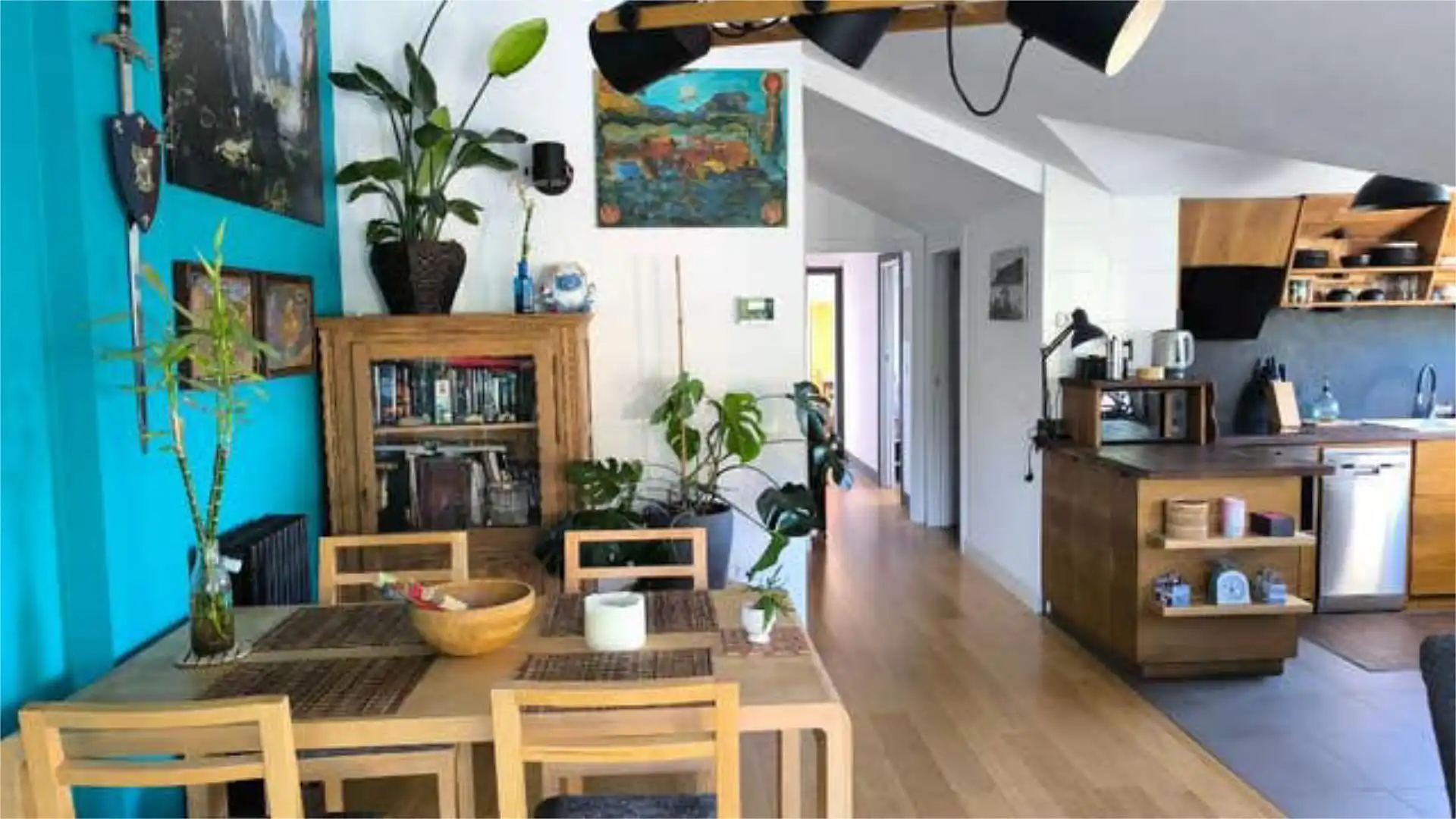 Apartament en venda a Mundaka Menjador de Apartament en venda en Mundaka amb Calefacció, Terrassa i Moblat