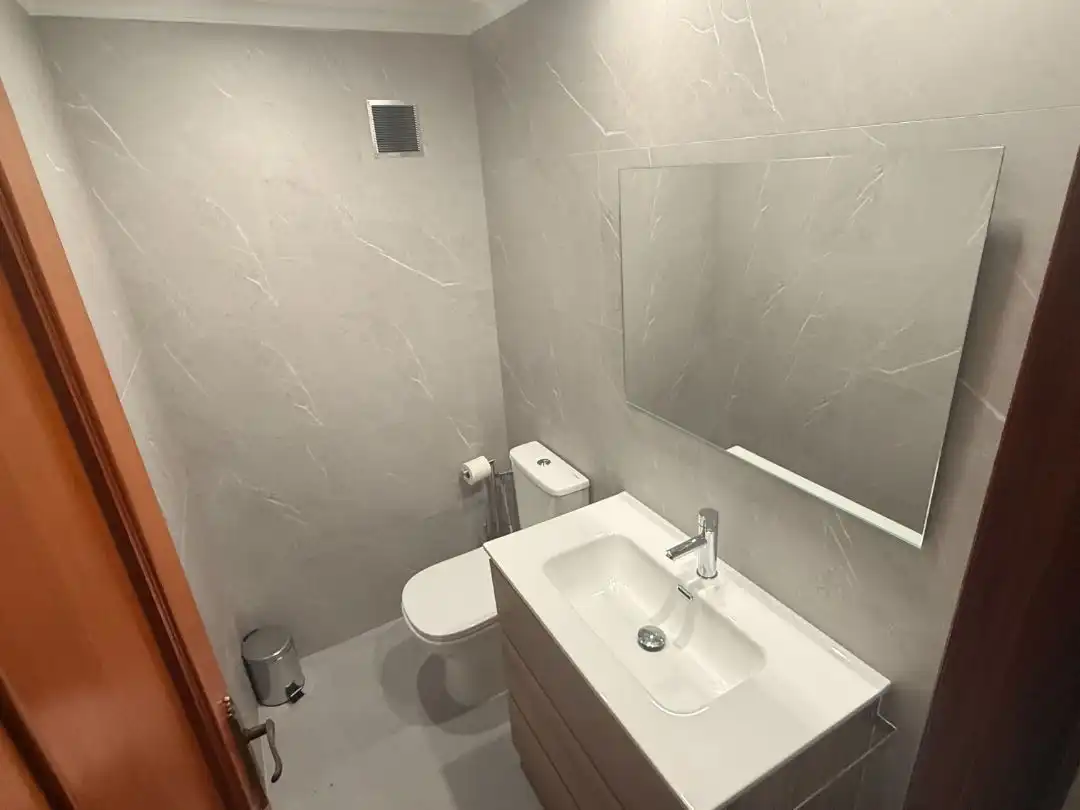 Baño de Piso en venta en Algemesí con Aire acondicionado y Balcón
