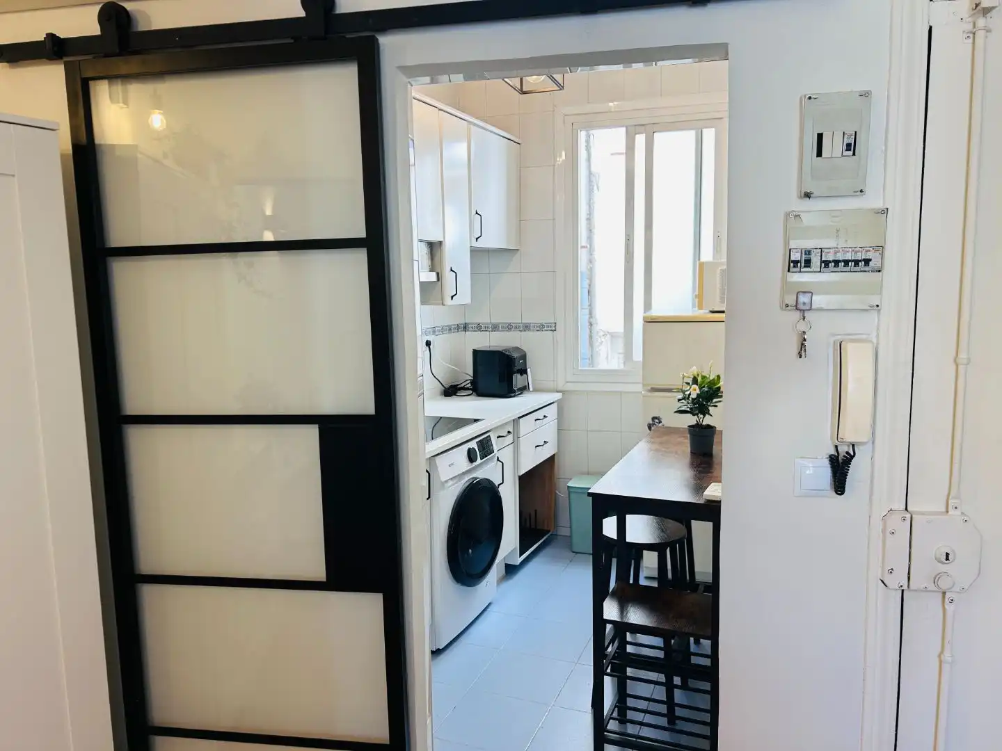 Flat for rent in Calle de Calatrava, 11, Palacio Kitchen of Flat for rent in Madrid Capital with Air Conditioner