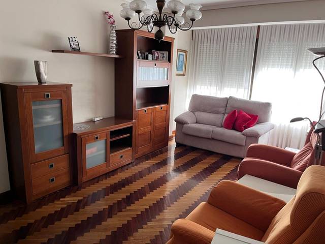 Piso en Venta en Calle Marqués de la Hermida, 28 en Castilla - Hermida