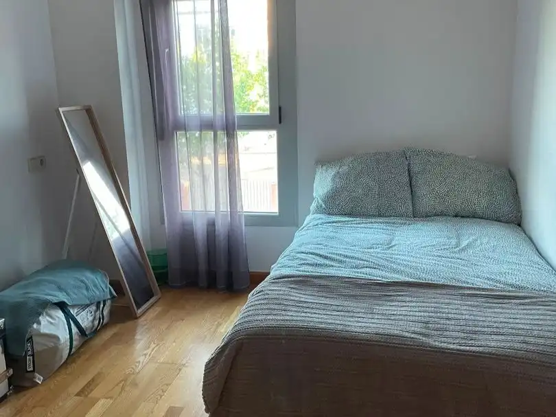Flat for rent in Calle Agustina de Aragón, 1, Aguas Vivas - La Zambomba Bedroom of Flat for rent in Cáceres with Air Conditioner, Heating and Parquet flooring