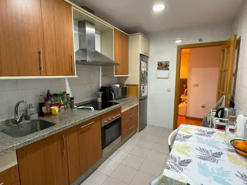 Flat for rent in Calle Agustina de Aragón, 1, Aguas Vivas - La Zambomba Kitchen of Flat for rent in Cáceres with Air Conditioner, Heating and Parquet flooring