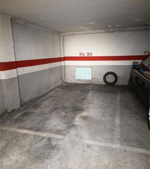 Garage for rent in Tejares - Chamberí - Alcades, Salamanca Capital - image 2 Photo 2 of Garage for rent in Tejares - Chamberí - Alcades, Salamanca Capital