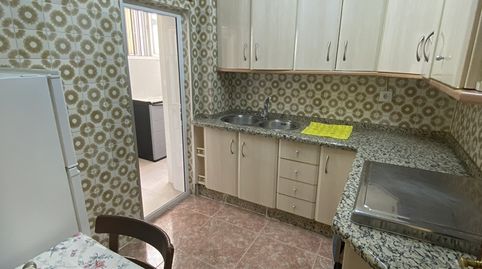 Foto 2 de Piso de alquiler en Calle Cádiz, 7, Peñamefecit - Avda Barcelona, Jaén Capital