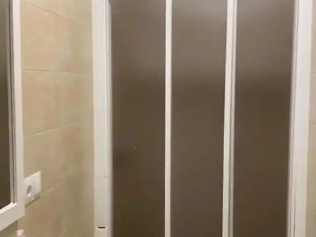 Bany de Pis de lloguer en Córdoba amb Aire condicionat i Moblat
