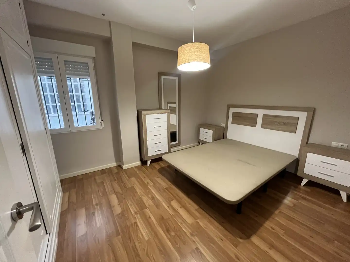 Piso de alquiler en Calle Doctor Manuel Villegas, 8, Sagunto - Edisol Habitación de Piso de alquiler en Córdoba Capital con Aire acondicionado y Balcón