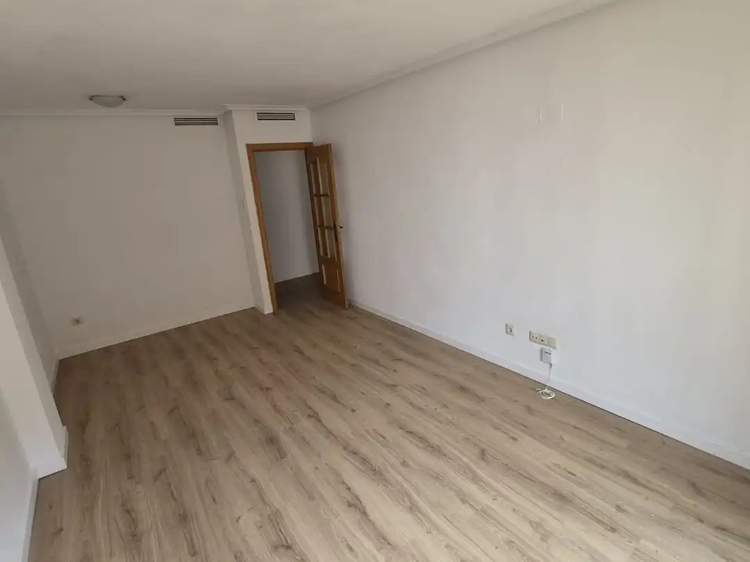Pis en venda a Calle Marqués del Bosch, 7, Santo Domigo Pis en venda en Alicante / Alacant amb Balcó