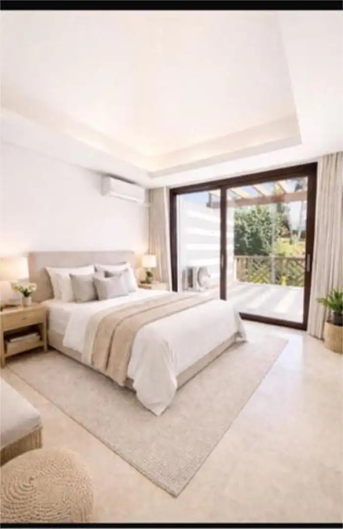 Casa o chalet en venta en Huerta Belón - Calvario Habitación de Casa o chalet en venta en Marbella con Calefacción, Terraza y Trastero