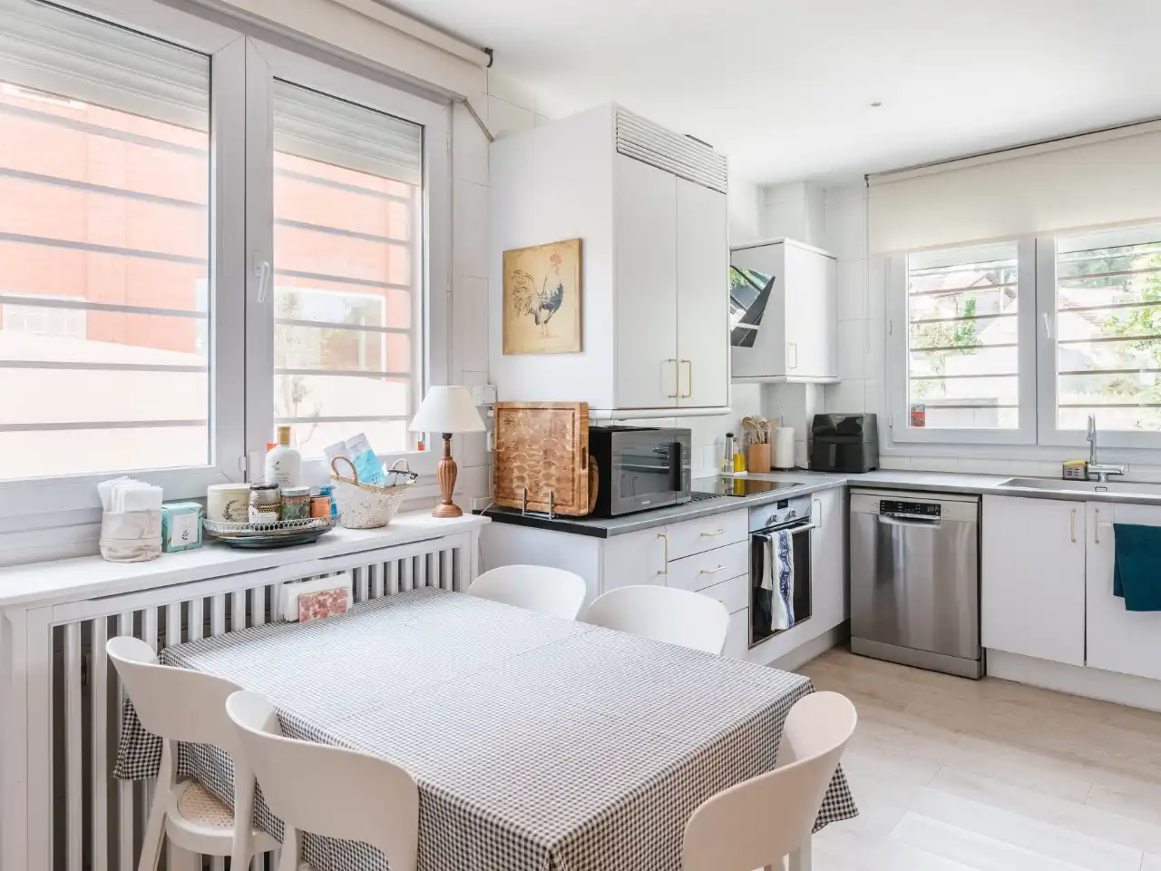Casa o chalet en venta en Calle de Álvaro Caballero, 19b, La Florida - El Plantío Cocina de Casa o chalet en venta en Madrid Capital con Aire acondicionado, Terraza y Piscina