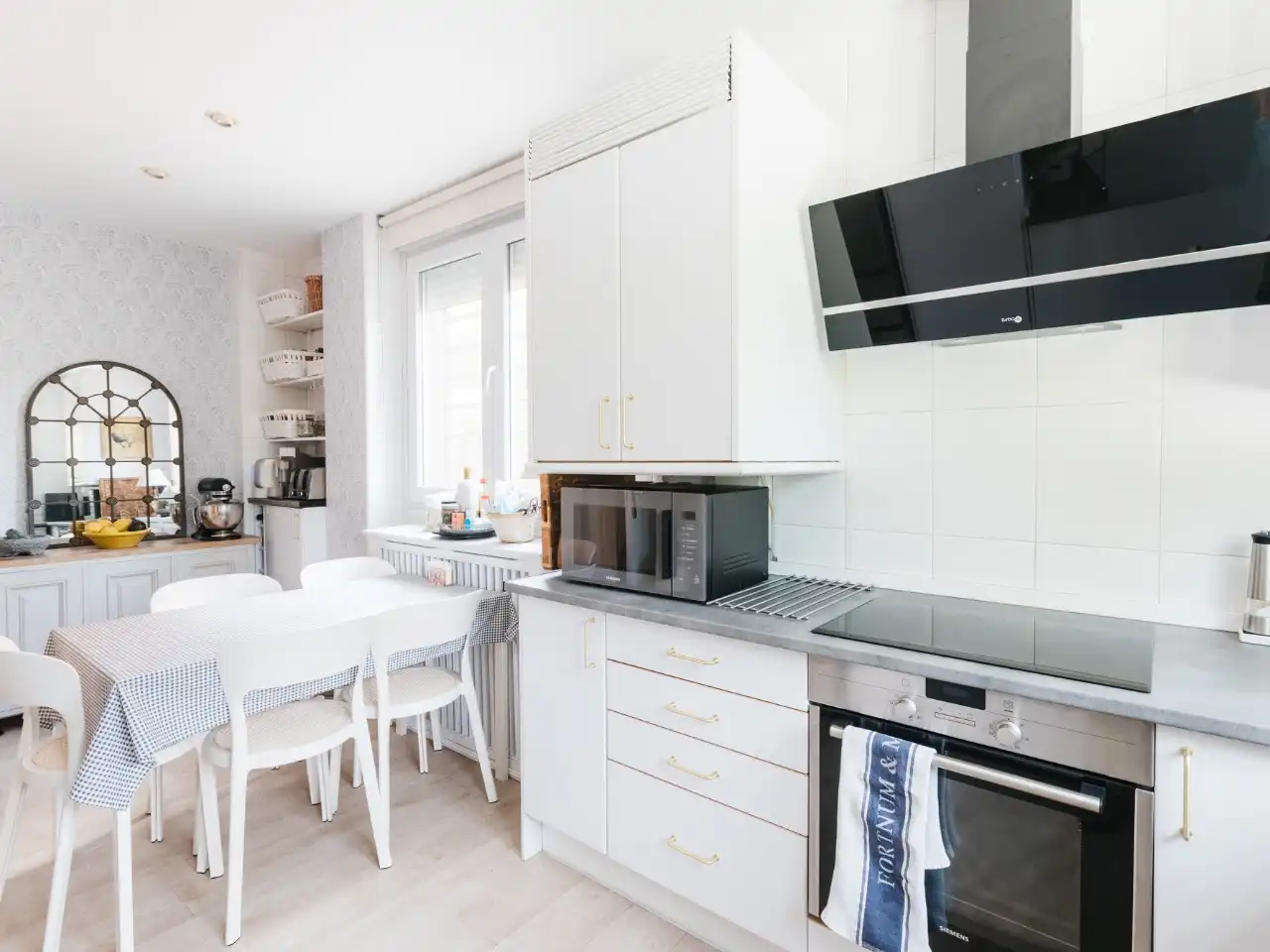 Casa o chalet en venta en Calle de Álvaro Caballero, 19b, La Florida - El Plantío Cocina de Casa o chalet en venta en Madrid Capital con Aire acondicionado, Terraza y Piscina