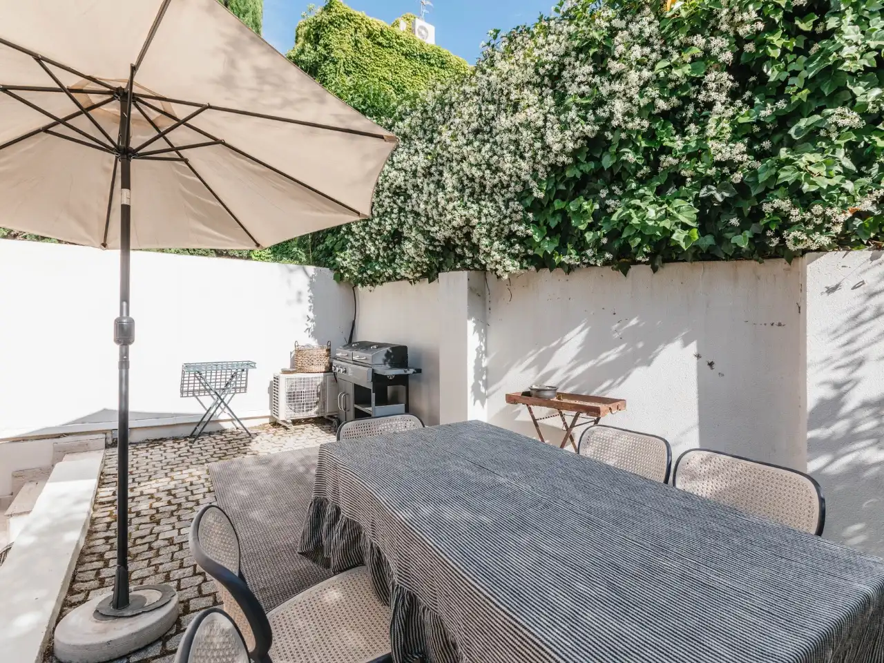 Casa o chalet en venta en Calle de Álvaro Caballero, 19b, La Florida - El Plantío Terraza de Casa o chalet en venta en Madrid Capital con Aire acondicionado, Terraza y Piscina