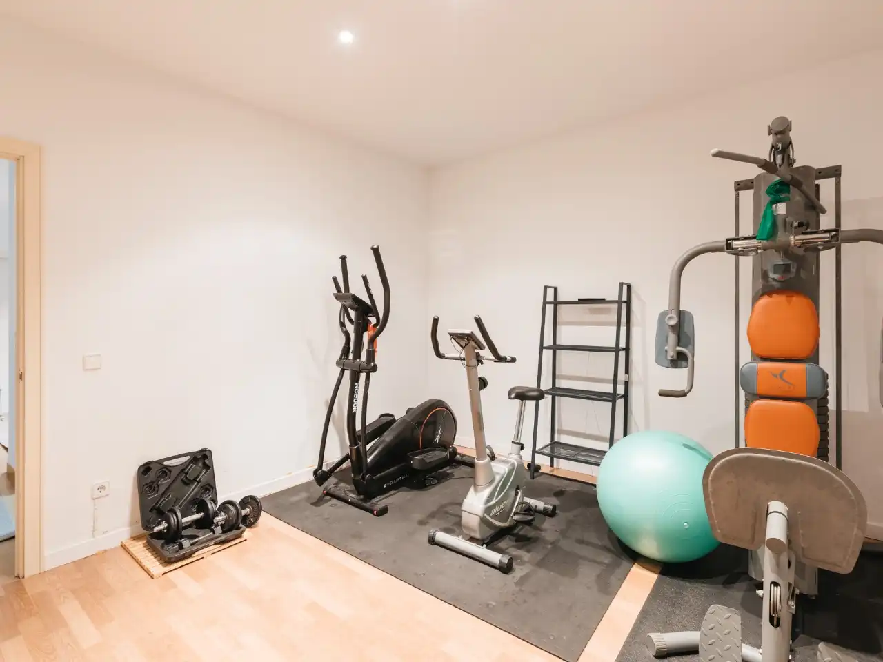 Casa o chalet en venta en Calle de Álvaro Caballero, 19b, La Florida - El Plantío Casa o chalet en venta en Madrid Capital con Aire acondicionado, Terraza y Piscina