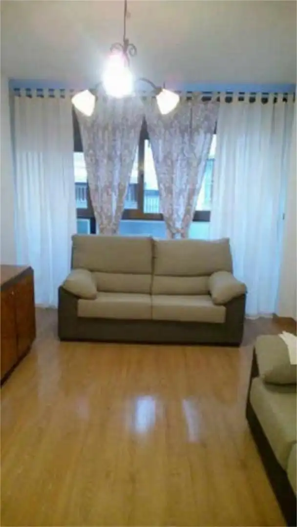 Sala de estar de Piso de alquiler en Jaén con Terraza y Amueblado