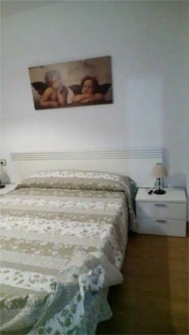 Habitación de Piso de alquiler en Jaén con Terraza y Amueblado