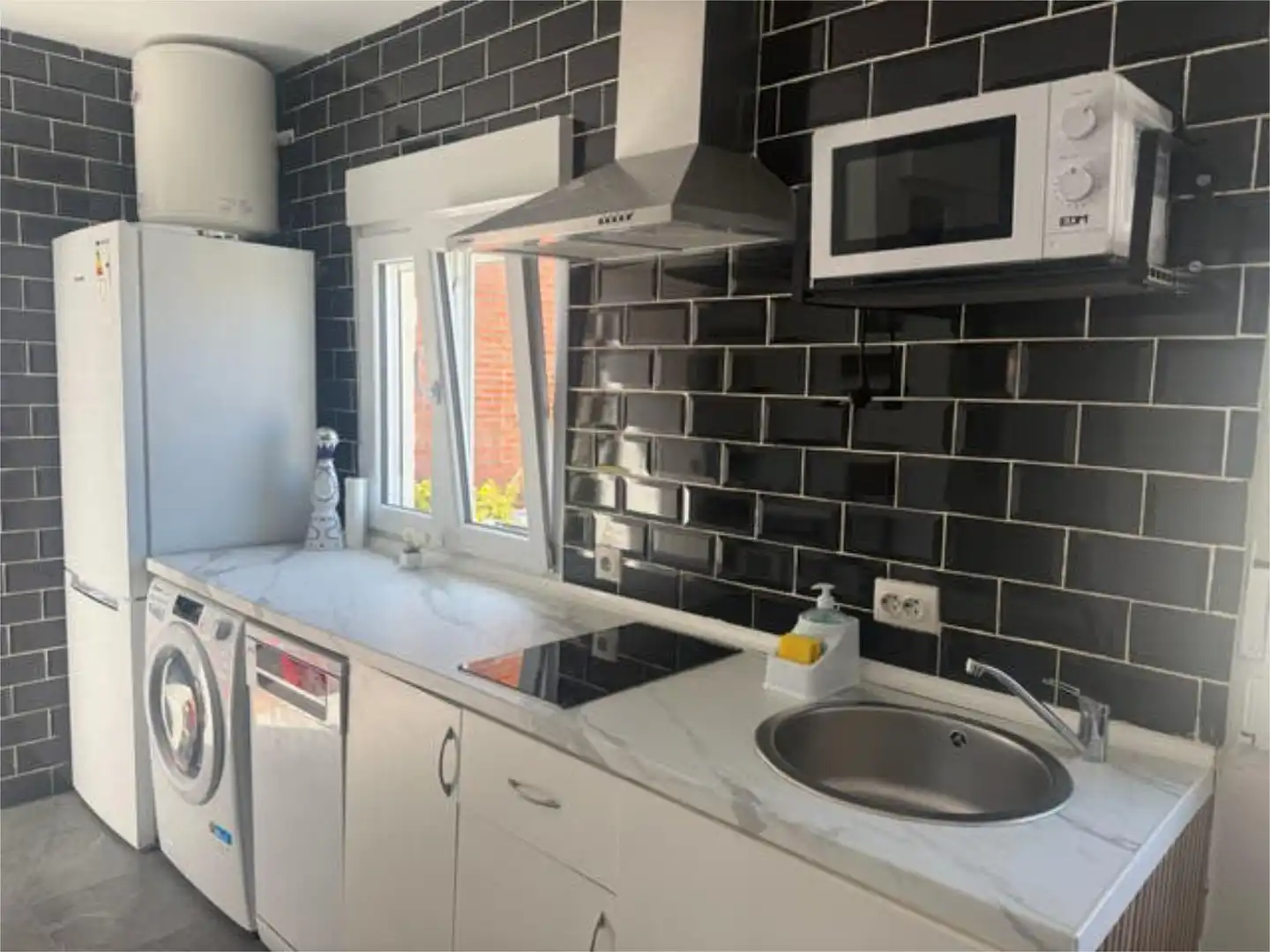 Apartamento de alquiler en Valdepelayo - Montepinos - Arroyo Culebro Cocina de Apartamento de alquiler en Leganés con Calefacción, Jardín privado y Terraza